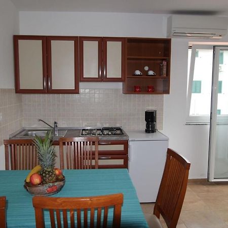 Apartments Vabec Malinska Extérieur photo