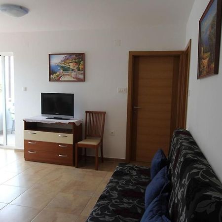 Apartments Vabec Malinska Extérieur photo