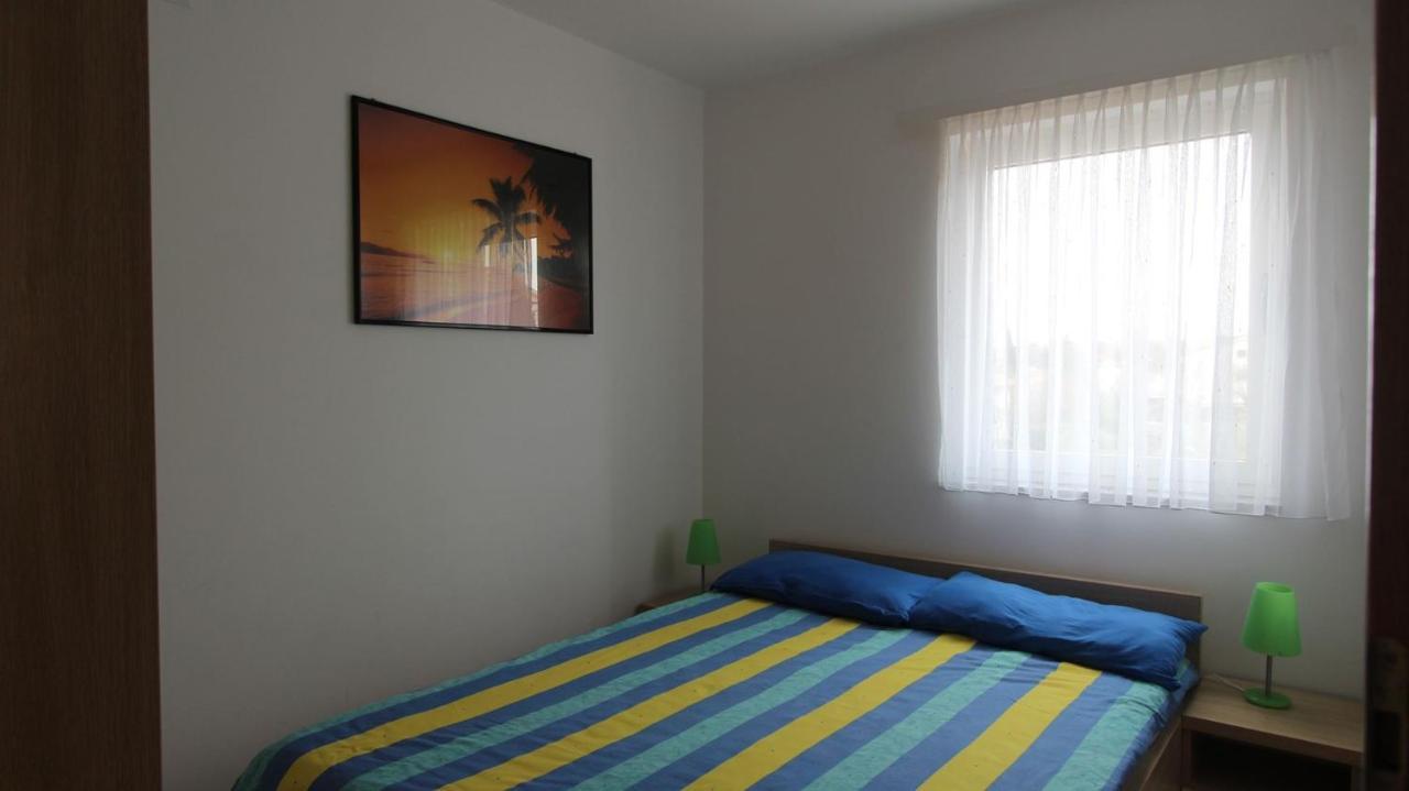Apartments Vabec Malinska Extérieur photo