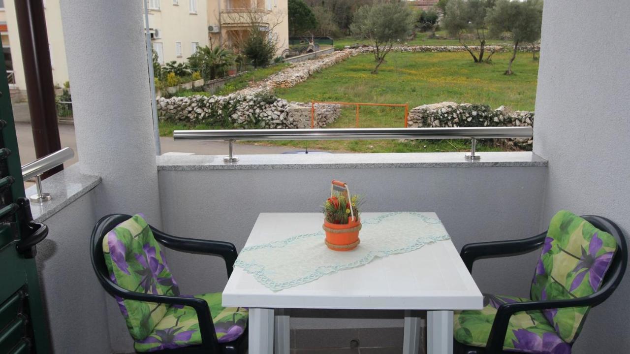 Apartments Vabec Malinska Extérieur photo