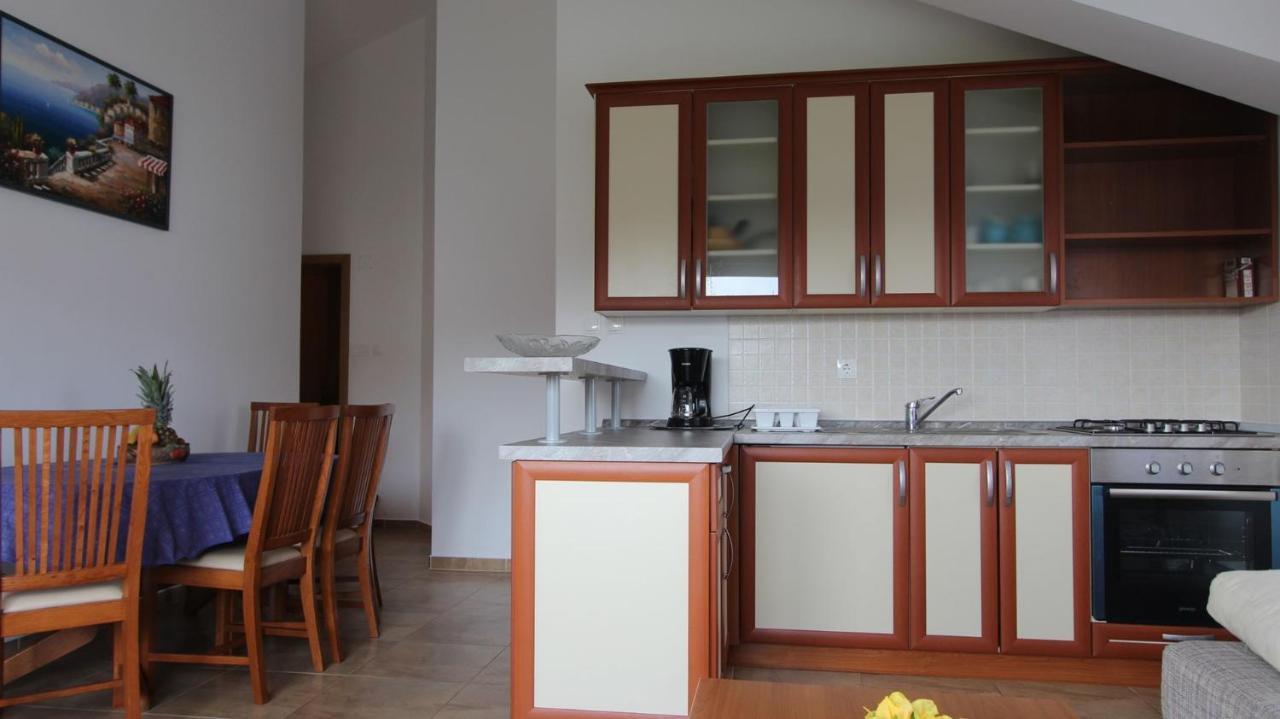 Apartments Vabec Malinska Extérieur photo
