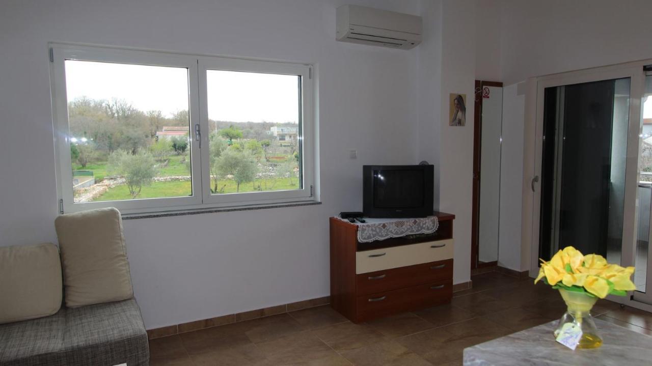 Apartments Vabec Malinska Extérieur photo