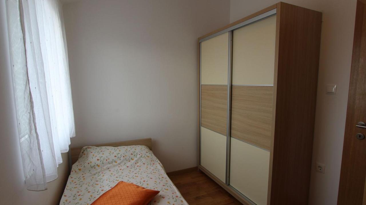 Apartments Vabec Malinska Extérieur photo