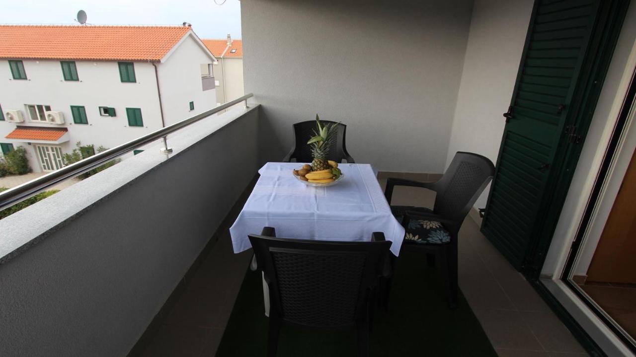 Apartments Vabec Malinska Extérieur photo